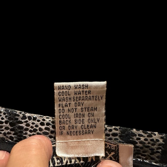 DONATED ❌Animal Print Mini Skirt, Jenni Maxx NYC, sz 10 - Picture 7 of 9